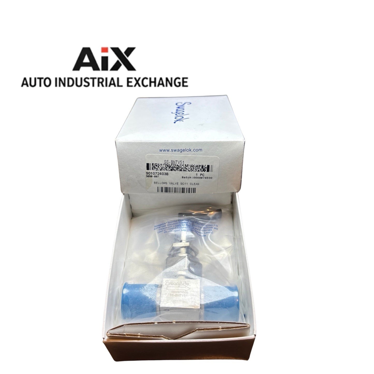 Swagelok SS-BNTV51 1/4” Tube Ball Valve 316 SS 3000 PSI Blue Handle New