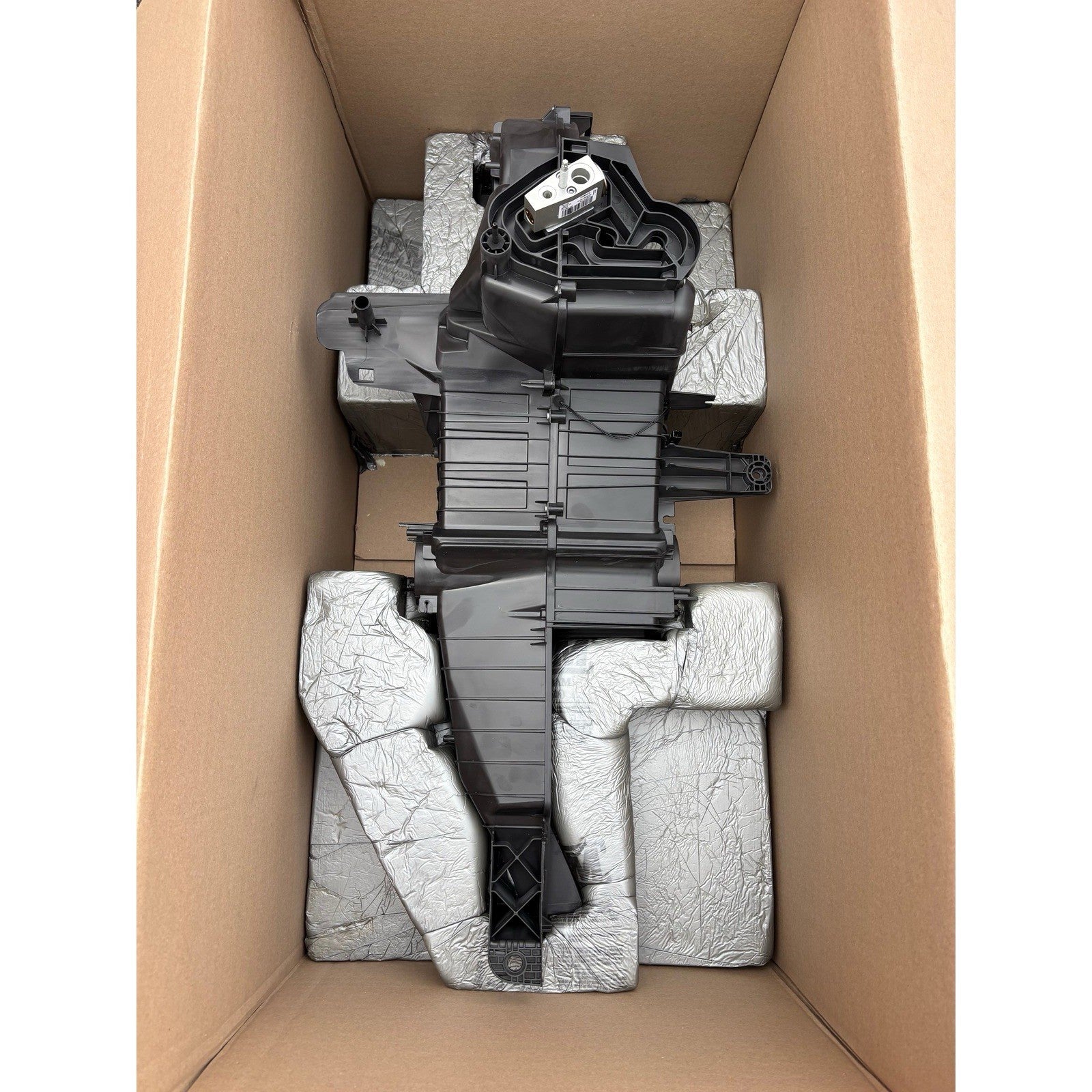 Genuine Ford A/C Evaporator Core And Case Assembly HL3Z-19850-AB