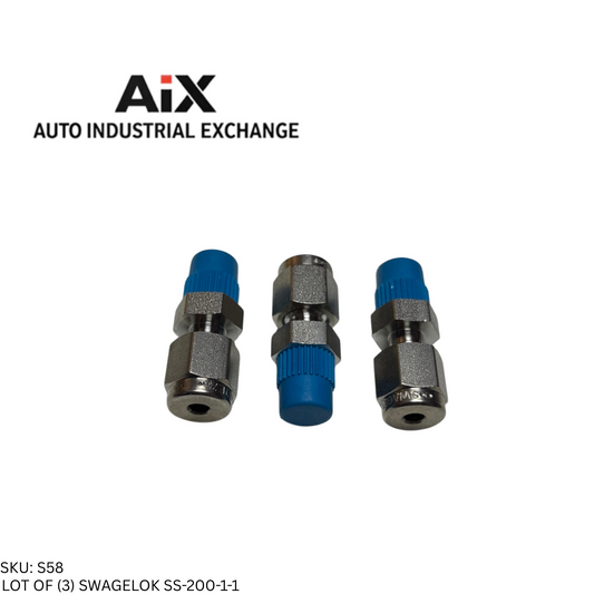 Lot of 3 Swagelok SS-200-1-1 316 SS Tube Fitting Male Connector 1/8" x 1/16" NPT