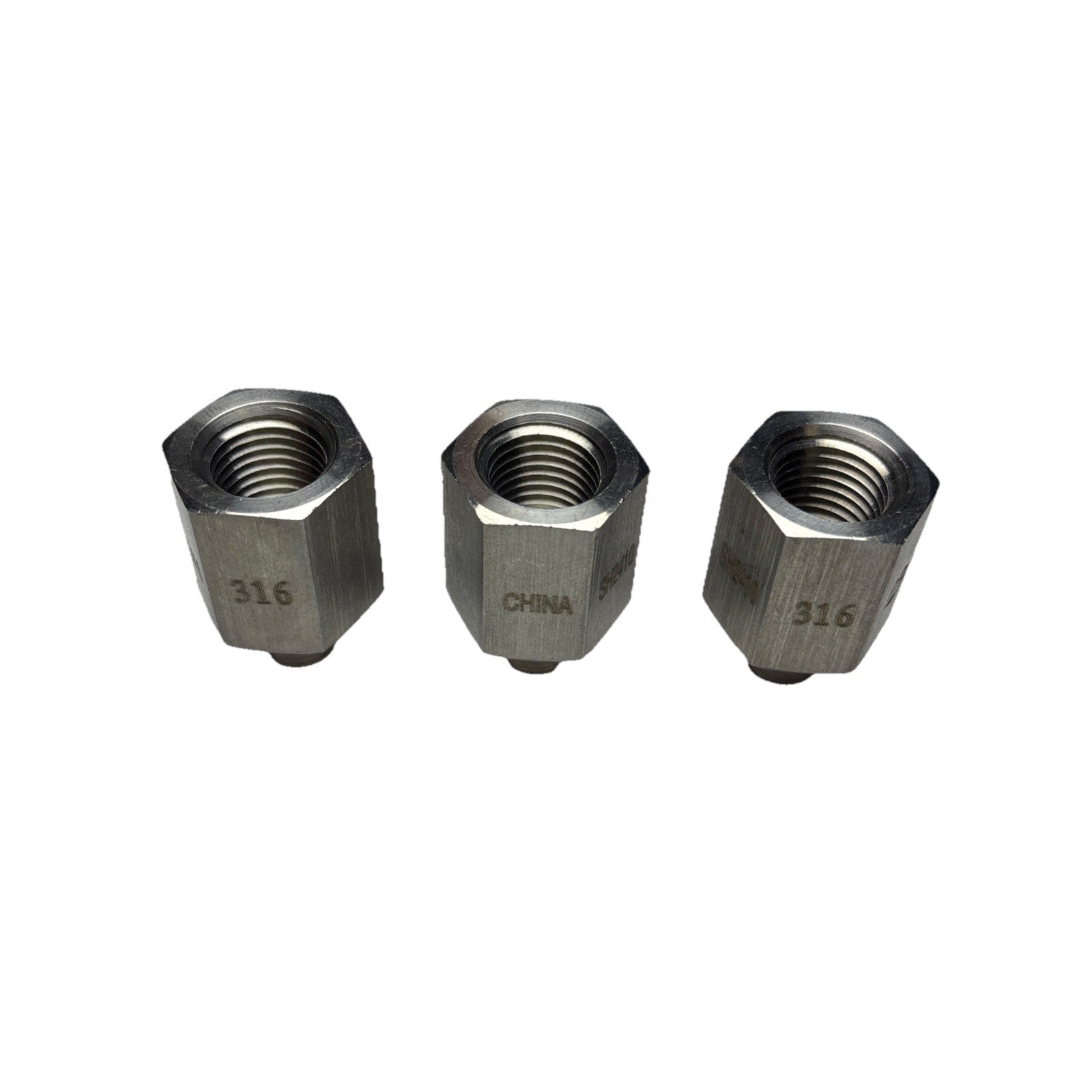 Lot of 3 Brennan SS Adapter 1/4 x 1/8 NPT – Parker Equivalent 1/4 X 1/8 FG-SS