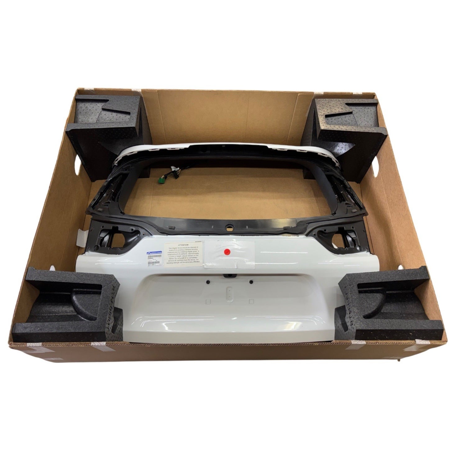 Mopar 6RW71DX9AJ Liftgate for 2019–2023 Jeep Cherokee – Factory OEM