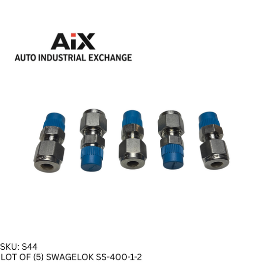 Lot of 5 Swagelok SS-400-1-2 Stainless Steel Male Connector 1/4in Tube x 1/8in