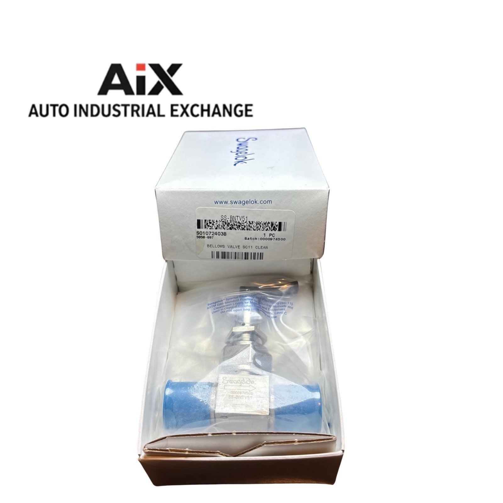 Swagelok SS-BNTV51 1/4” Tube Ball Valve 316 SS 3000 PSI Blue Handle New