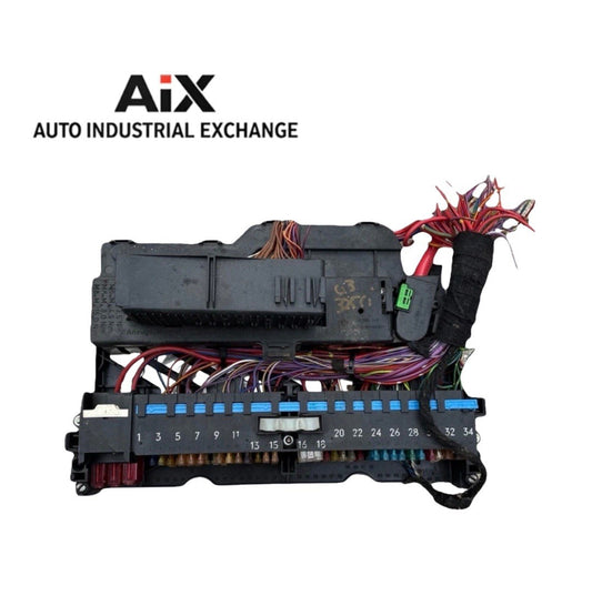 OEM BMW E46 325i Fuse Relay Box Cabin Panel Assembly Harness 2003 M54